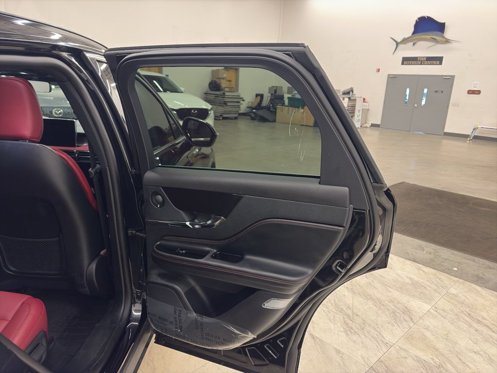 Used 2025 Lincoln Corsair Grand Touring w/ Equipment Group 302A AWD/4WD image 17
