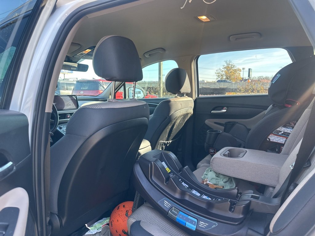 Used 2023 Hyundai Santa Fe SEL image 14