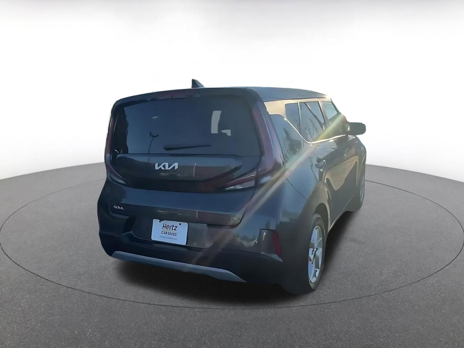 Used 2025 Kia Soul LX w/ LX Technology Package image 14