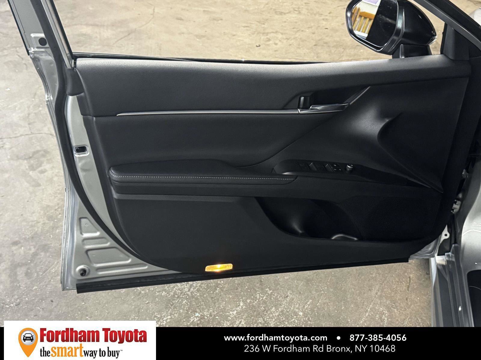Certified 2023 Toyota Camry XSE w/ Cold Weather Package AWD/4WD image 16