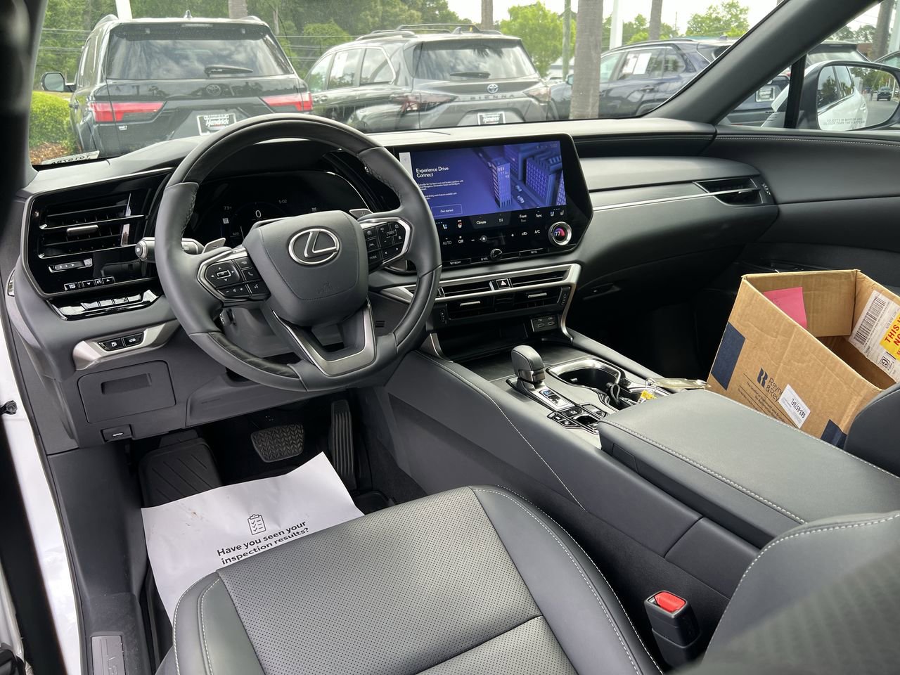 Used 2025 Lexus RX 350h w/ Convenience Package AWD/4WD image 30