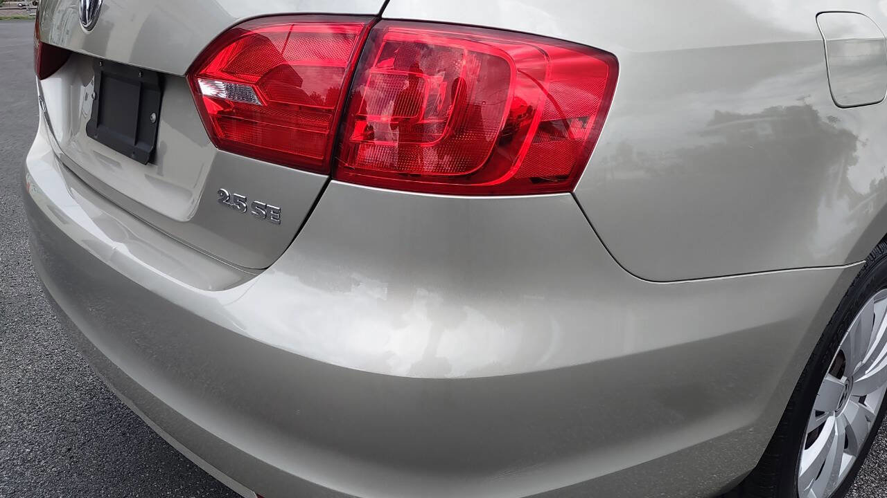 Used 2013 Volkswagen Jetta SE image 30
