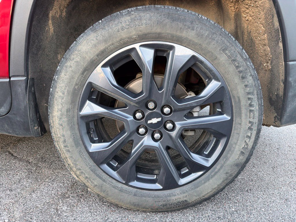 Used 2020 Chevrolet Traverse RS w/ LPO, Floor Liner Package FWD image 20