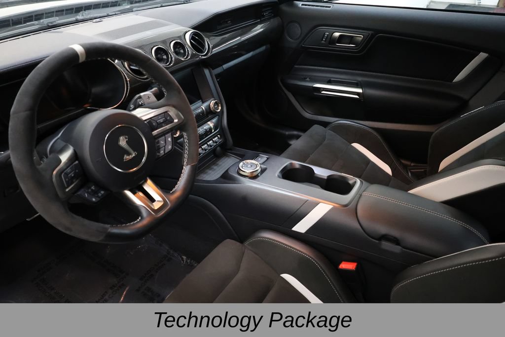 Used 2022 Ford Mustang Shelby GT500 w/ Carbon Fiber Track Pack RWD image 12