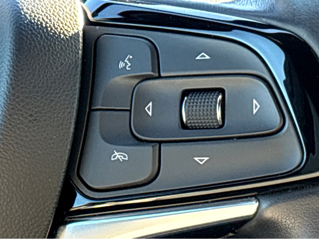 Used 2022 Buick Enclave Premium w/ Experience Buick Package image 15