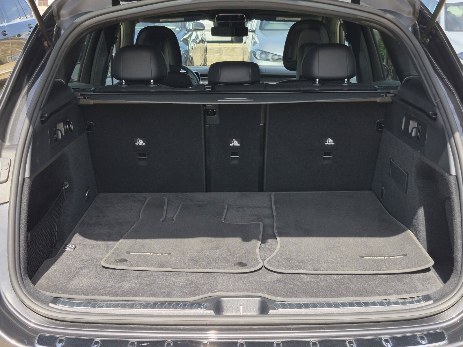 Used 2024 Mercedes-Benz GLC 300 image 8