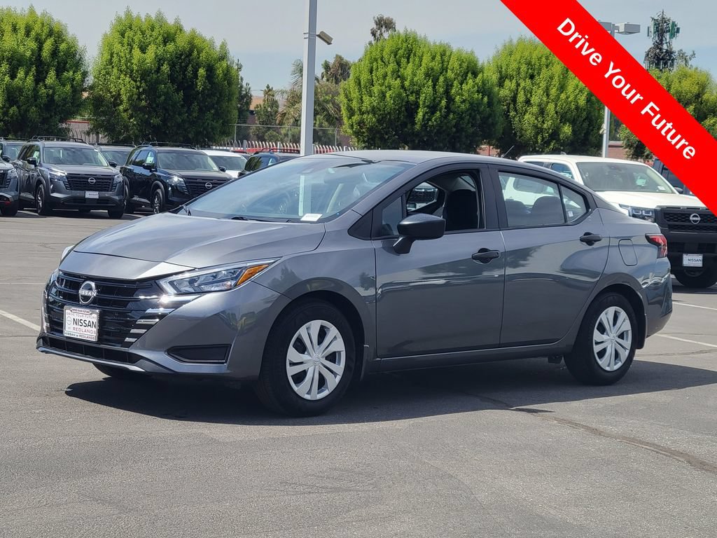 Used 2025 Nissan Versa S w/ Trunk Package FWD image 2