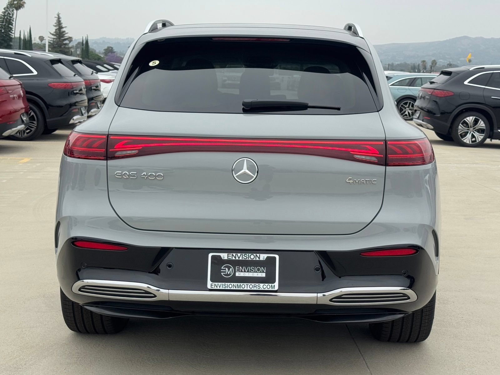New 2026 Mercedes-Benz EQS 400 4MATIC SUV image 9