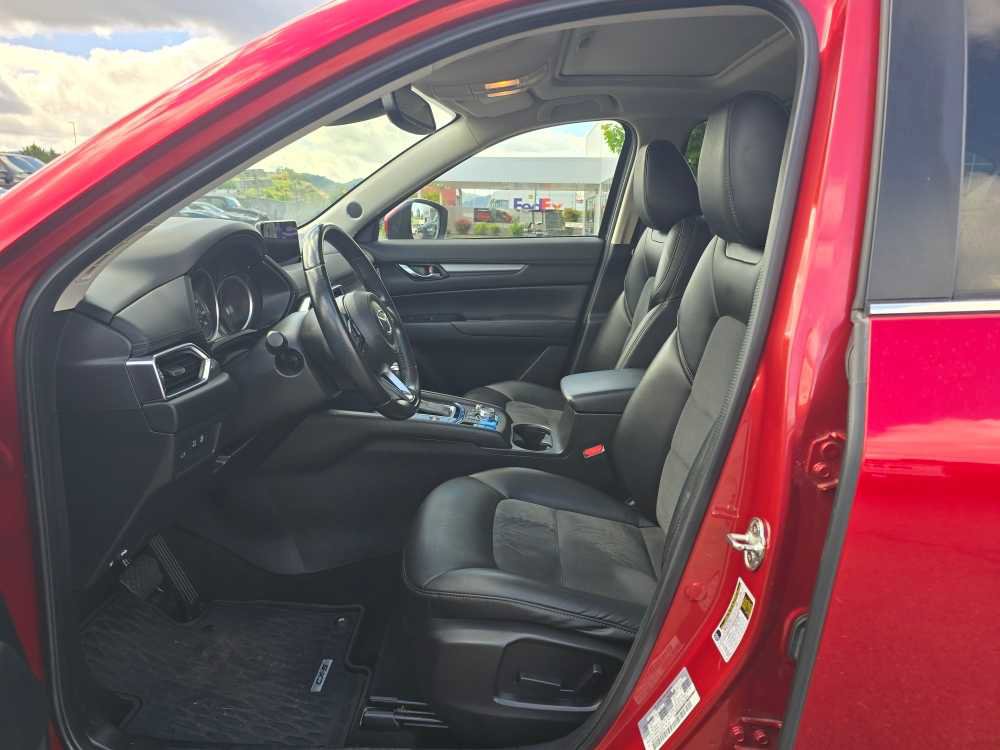 Used 2018 MAZDA CX-5 Touring w/ Preferred Equipment Package AWD/4WD image 9