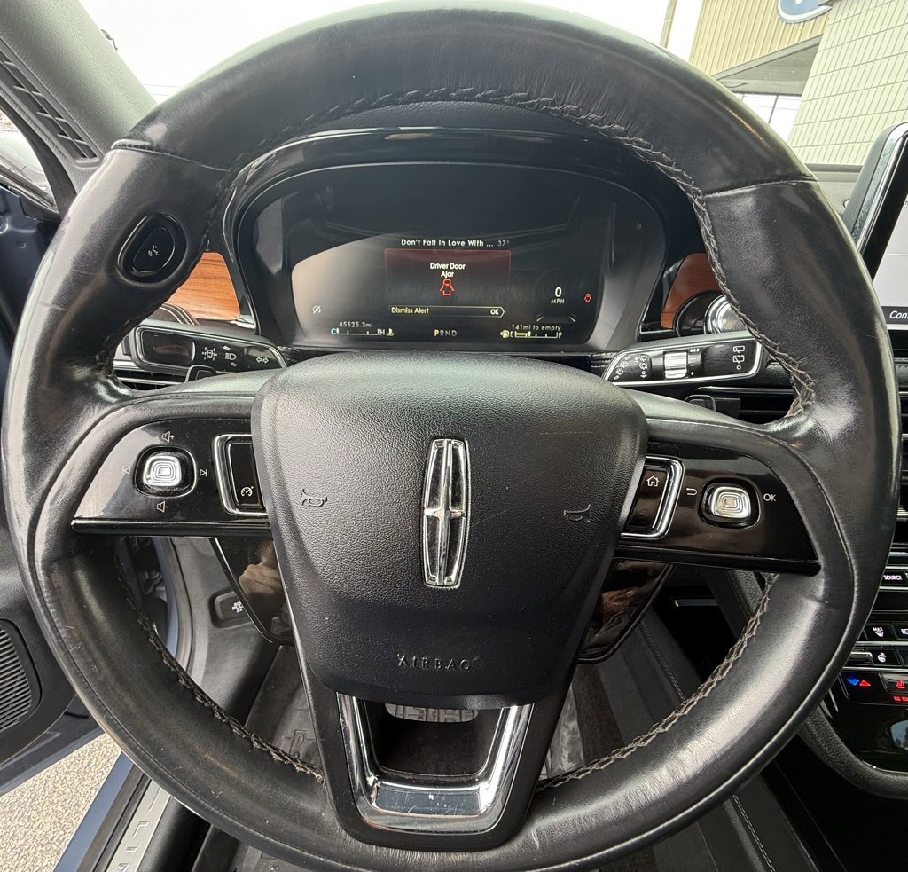 Used 2022 Lincoln Corsair Reserve w/ Elements Package image 17