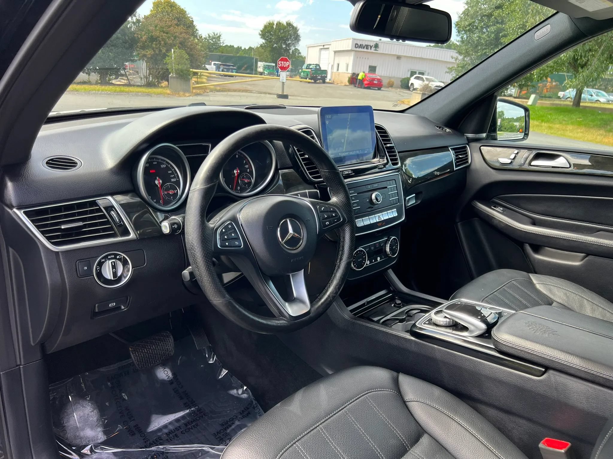 Used 2017 Mercedes-Benz GLE 350 4MATIC w/ Premium 2 Package image 15