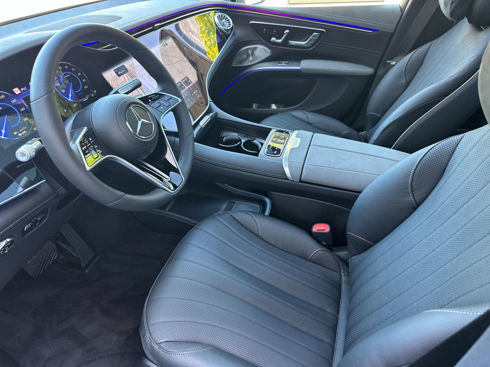 New 2026 Mercedes-Benz EQS 400 4MATIC SUV image 10