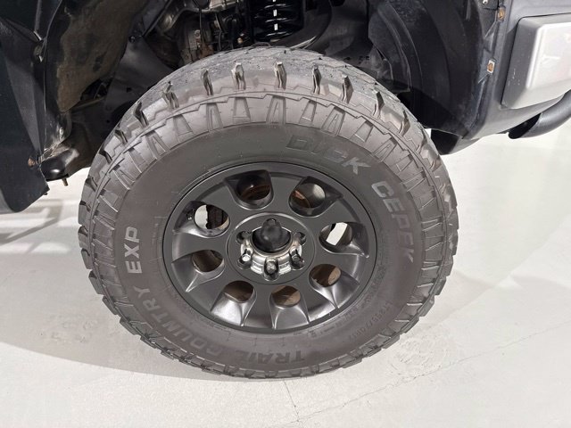 Used 2012 Toyota FJ Cruiser 4WD w/ Upgrade Pkg image 14