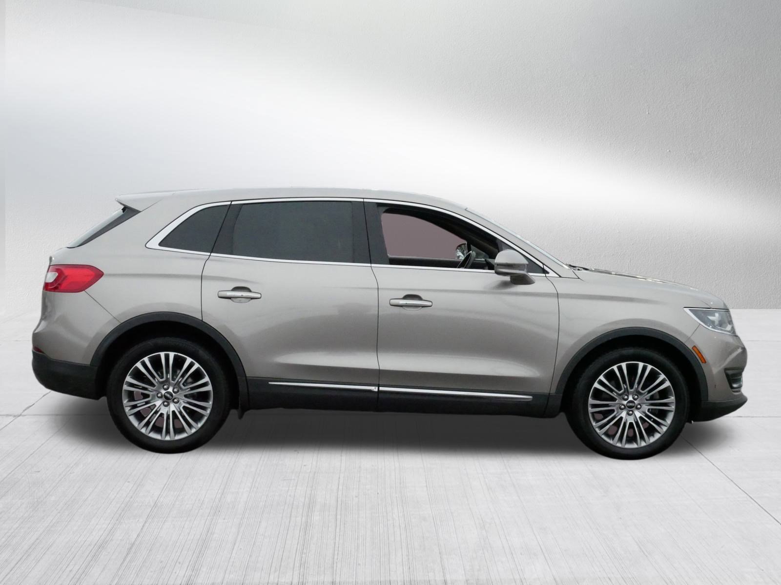 Used 2018 Lincoln MKX Reserve w/ Lincoln MKX Climate Package image 8