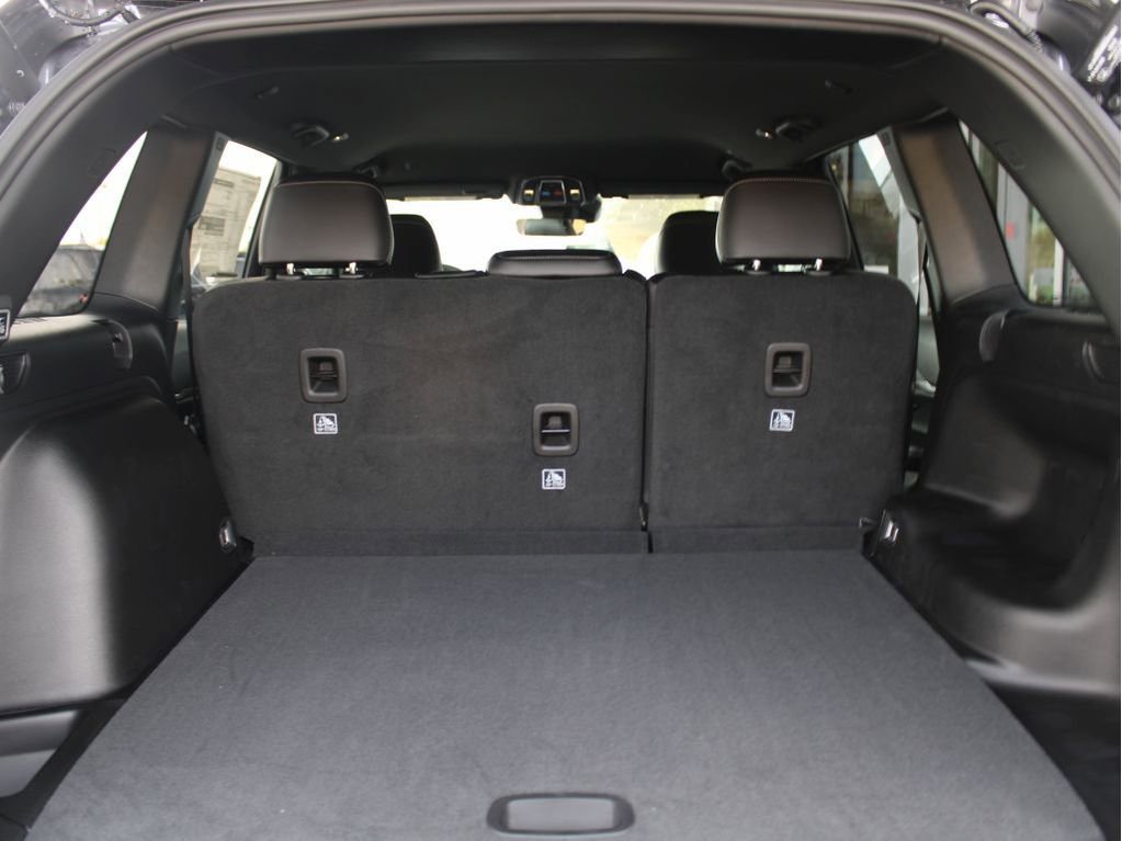 New 2025 Jeep Grand Cherokee Limited w/ Black Appearance Package image 25