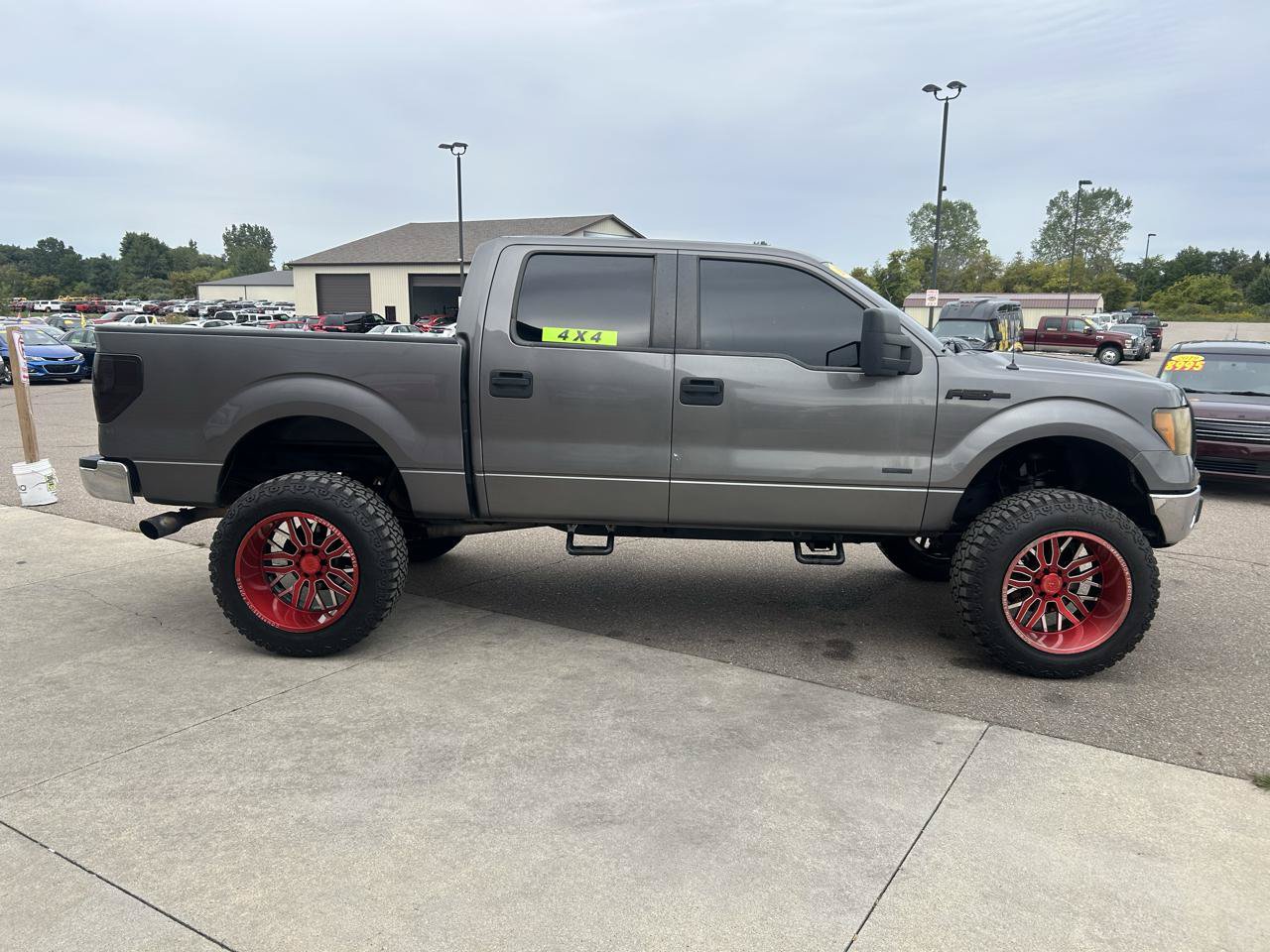 Used 2012 Ford F150 XLT w/ XLT Convenience Pkg AWD/4WD image 4