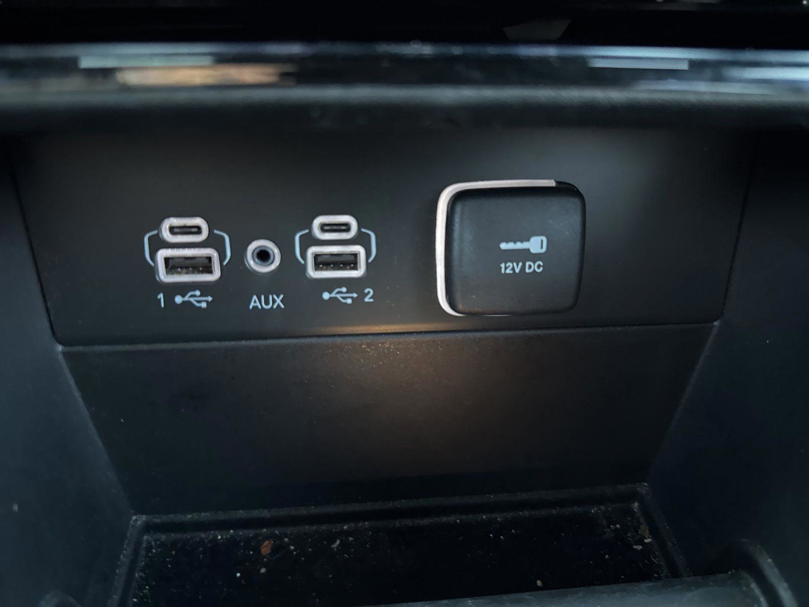 Certified 2024 Jeep Grand Cherokee Limited image 17