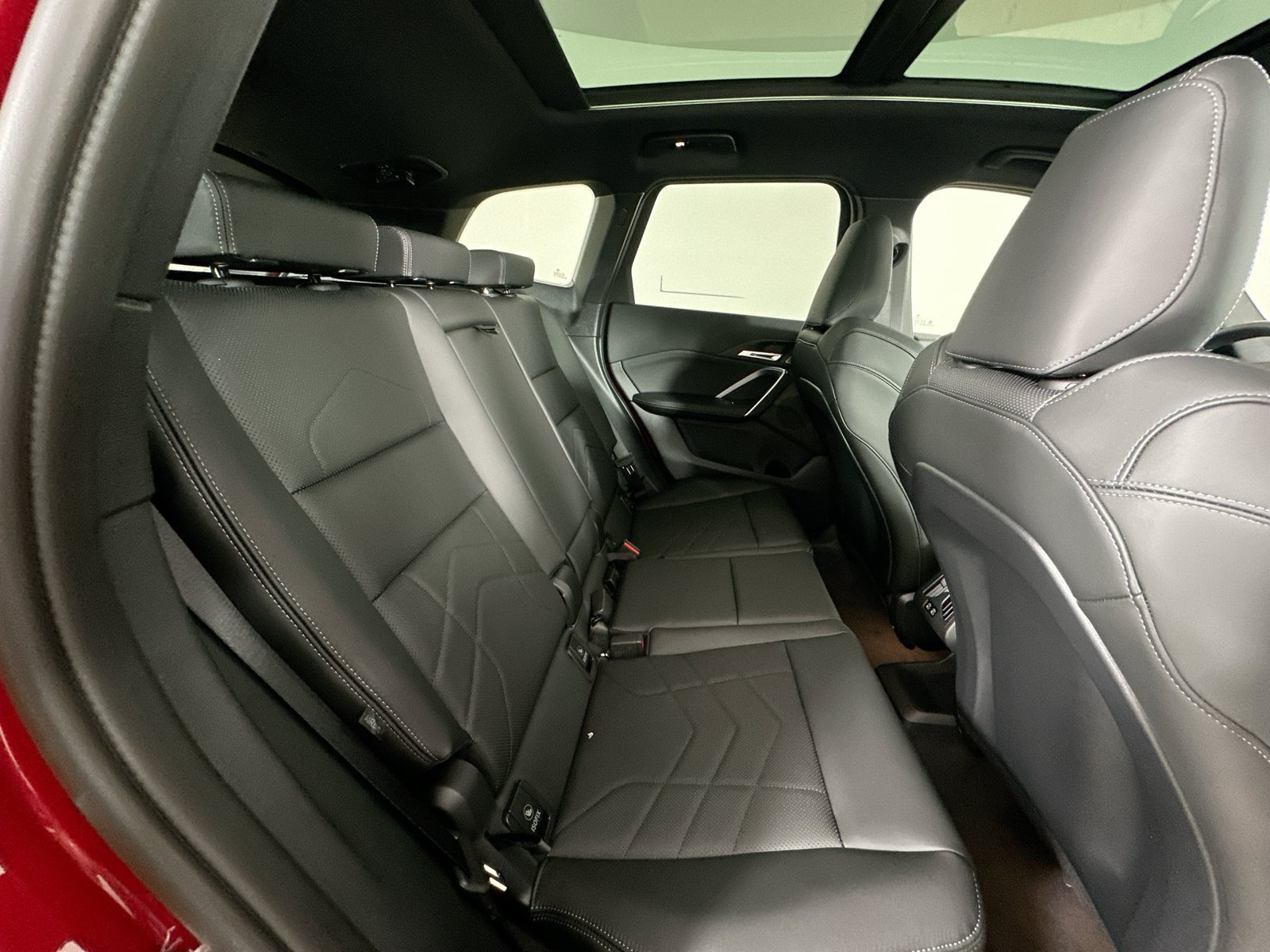 New 2027 BMW X1 xDrive28i AWD/4WD image 40