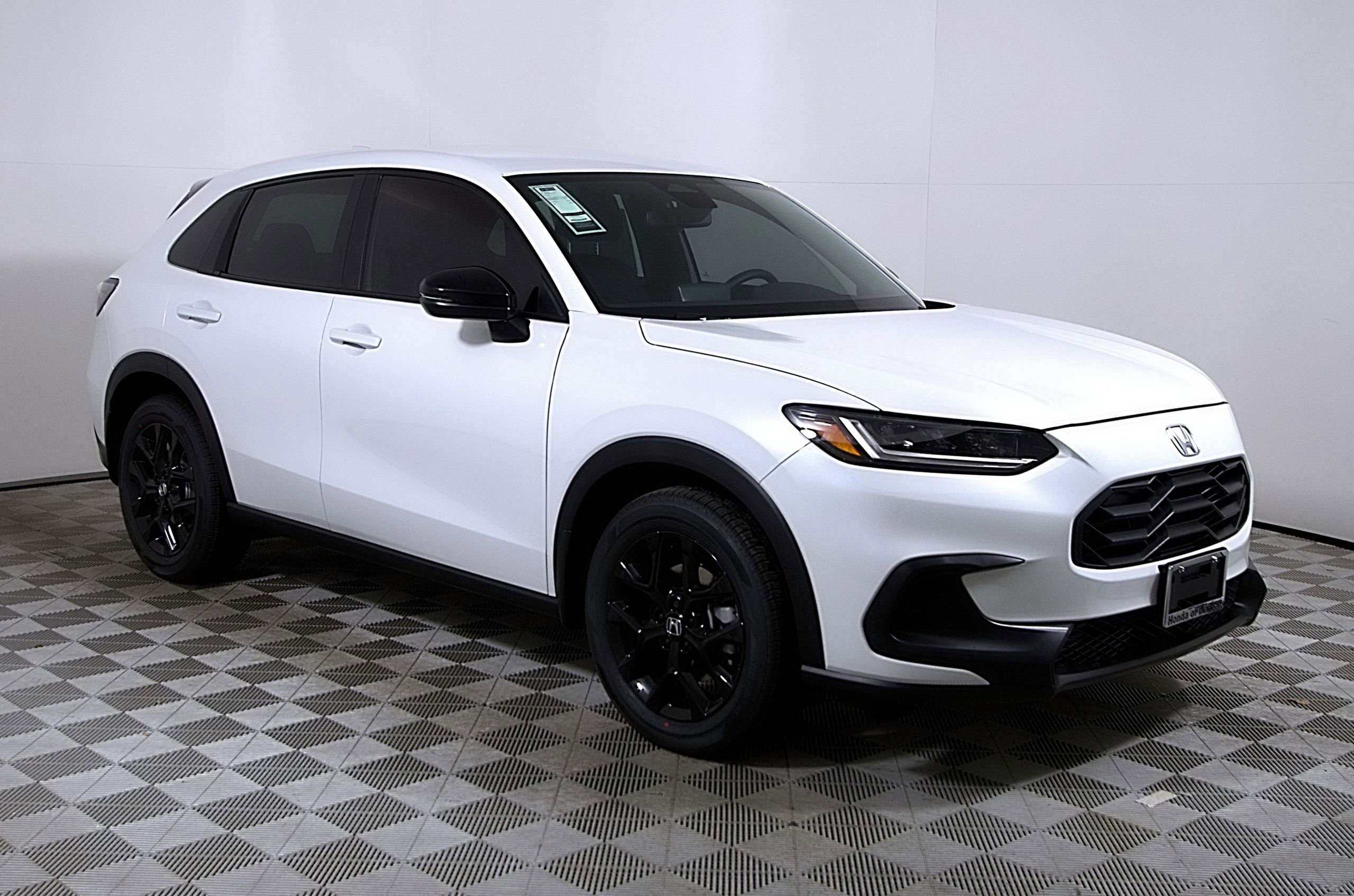 Used 2023 Honda HR-V Sport image 6