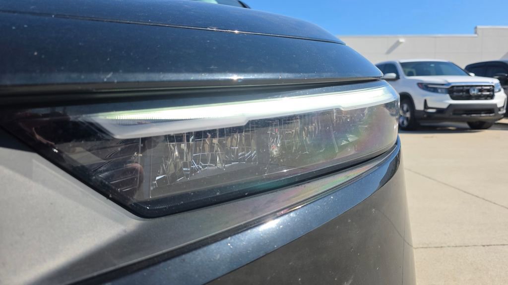 Certified 2023 Honda Accord EX image 9