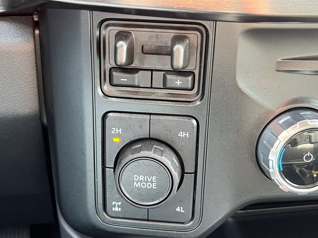 Used 2025 Ford F350 Lariat w/ Lariat Ultimate Package image 33