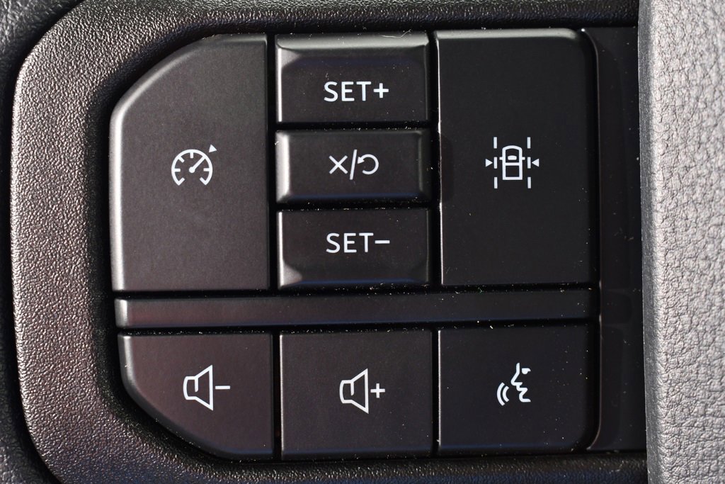 New 2025 Ford F550 4x4 Crew Cab Super Duty w/ XLT Value Package image 33