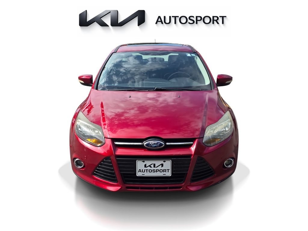Used 2014 Ford Focus Titanium FWD image 2