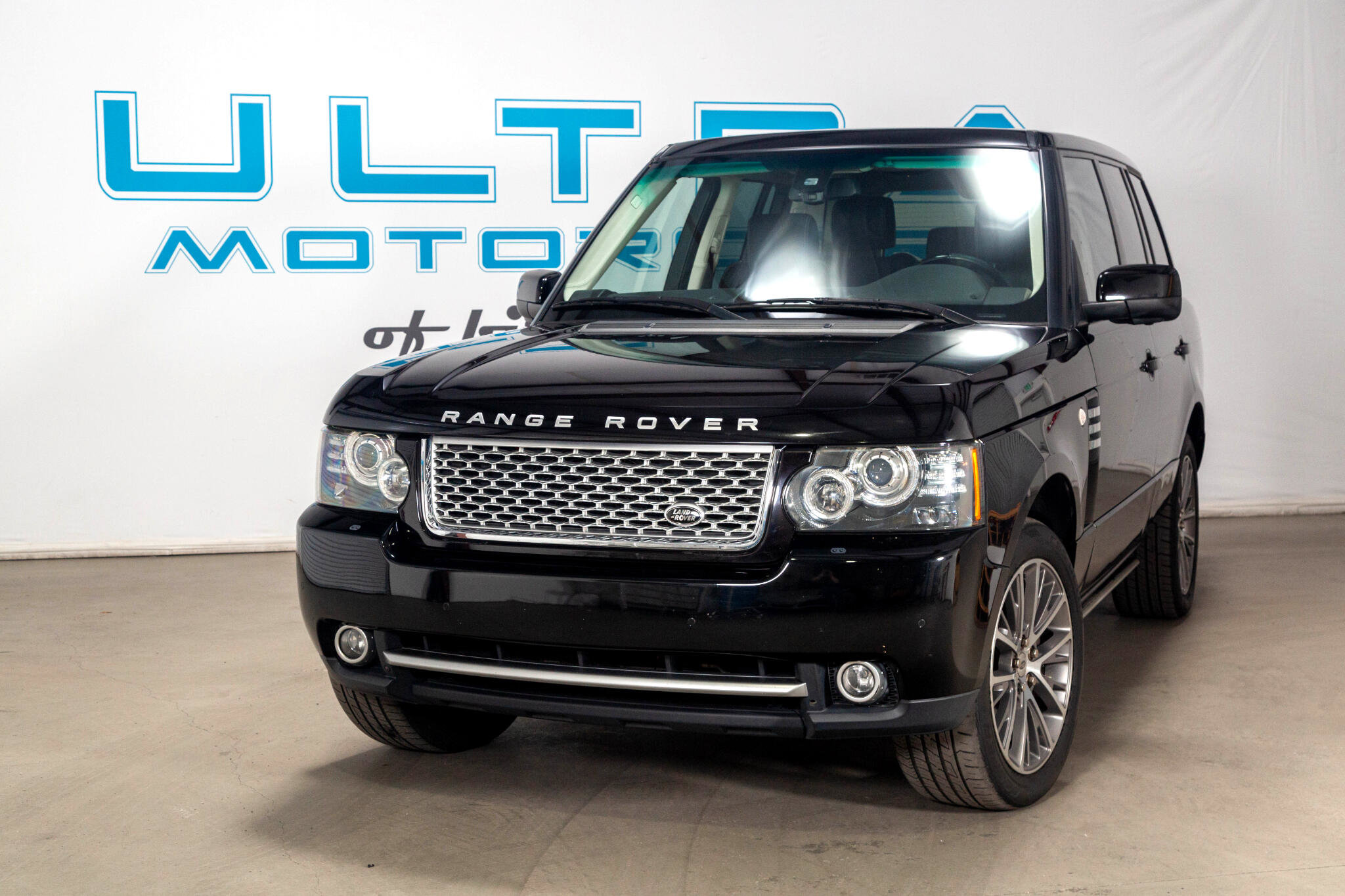 Used 2011 Land Rover Range Rover Autobiography image 5
