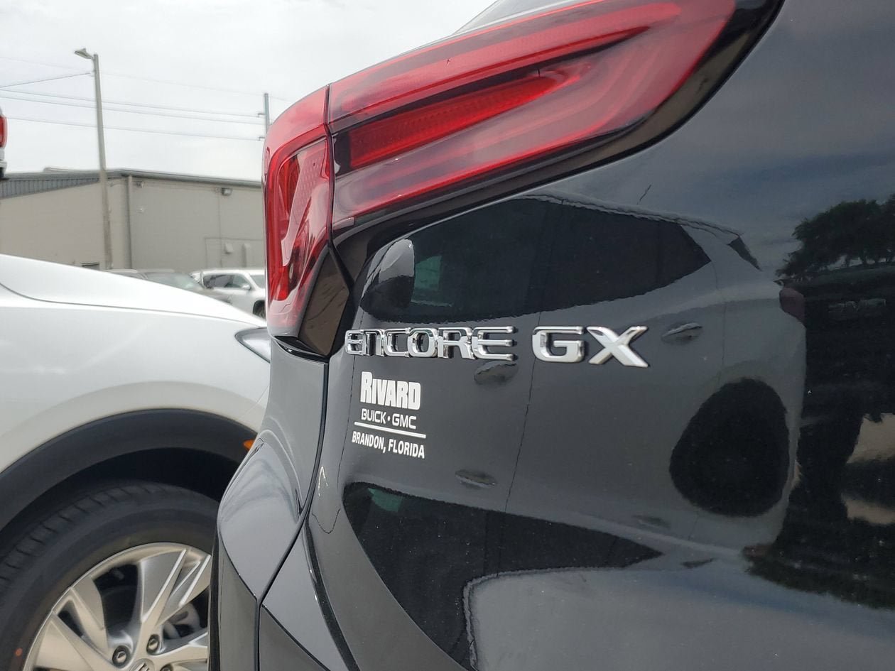 New 2026 Buick Encore GX Sport Touring FWD image 8