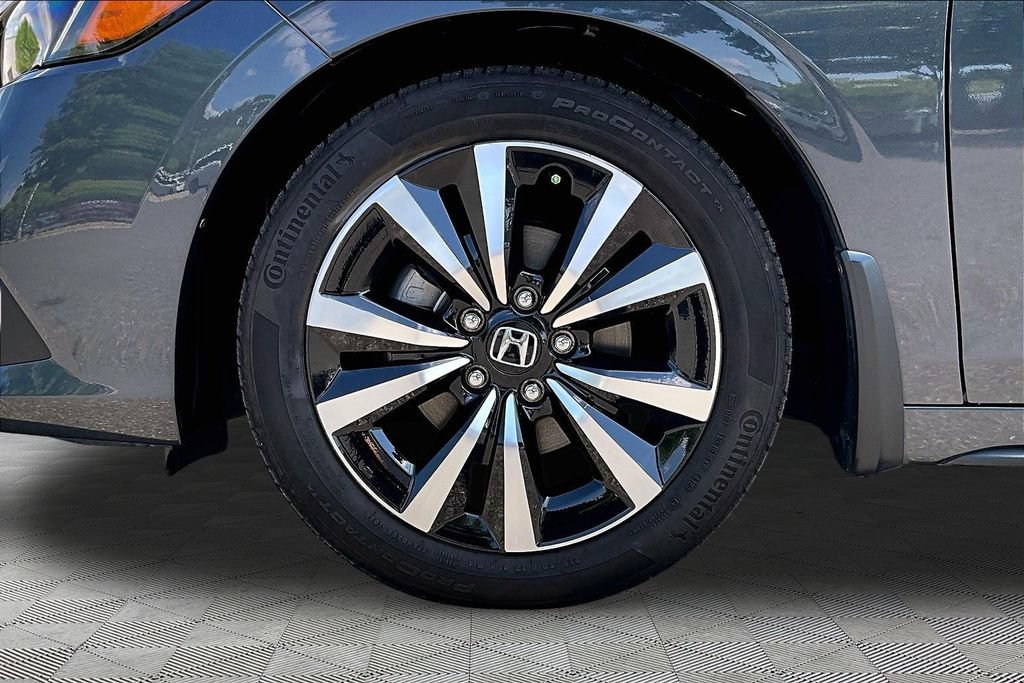 Used 2024 Honda Civic EX-L image 24