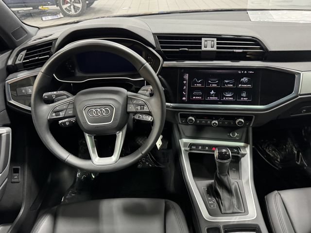 Certified 2025 Audi Q3 2.0T Premium AWD/4WD image 14