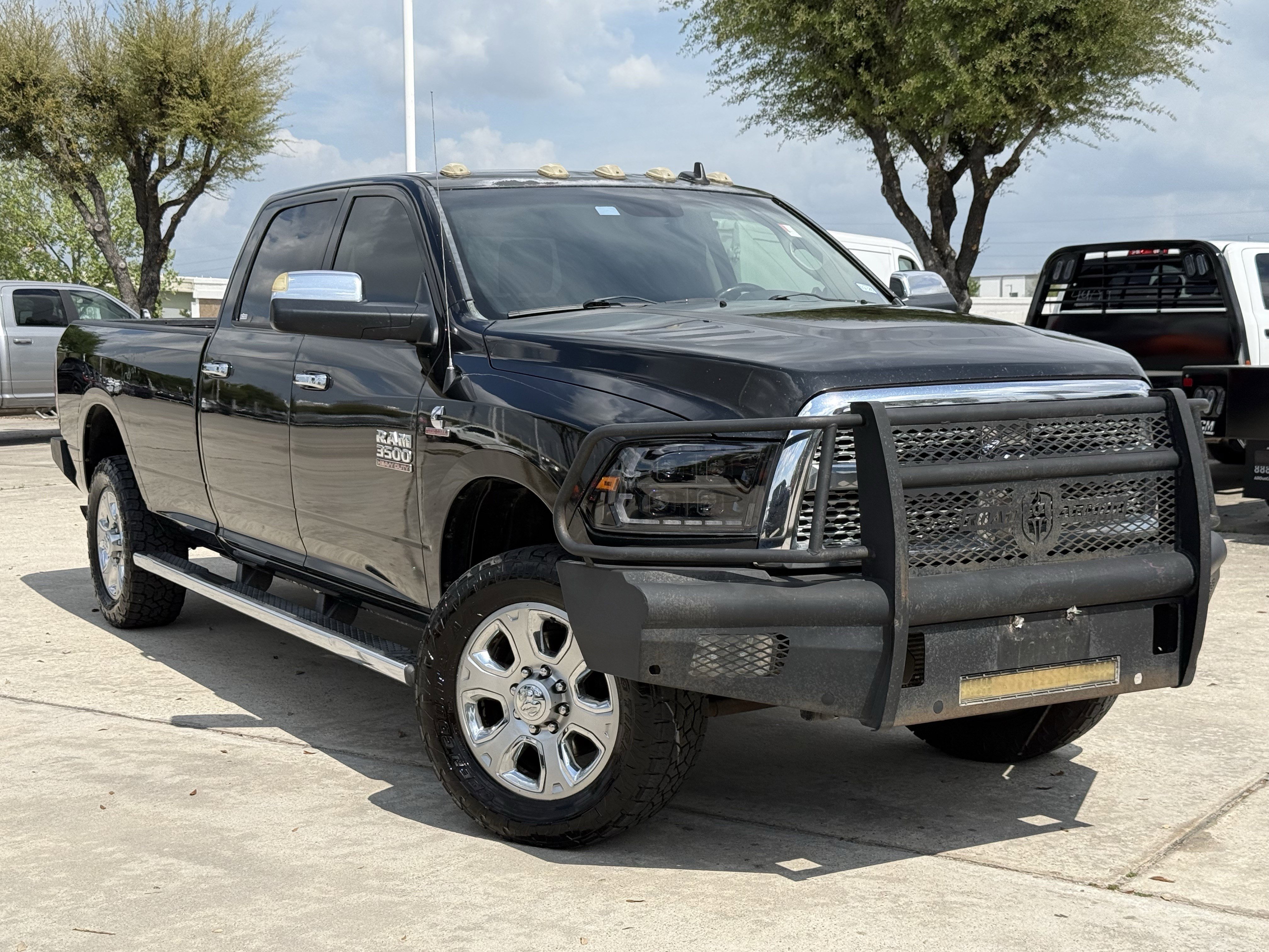 Used 2015 RAM 3500 Laramie image 2