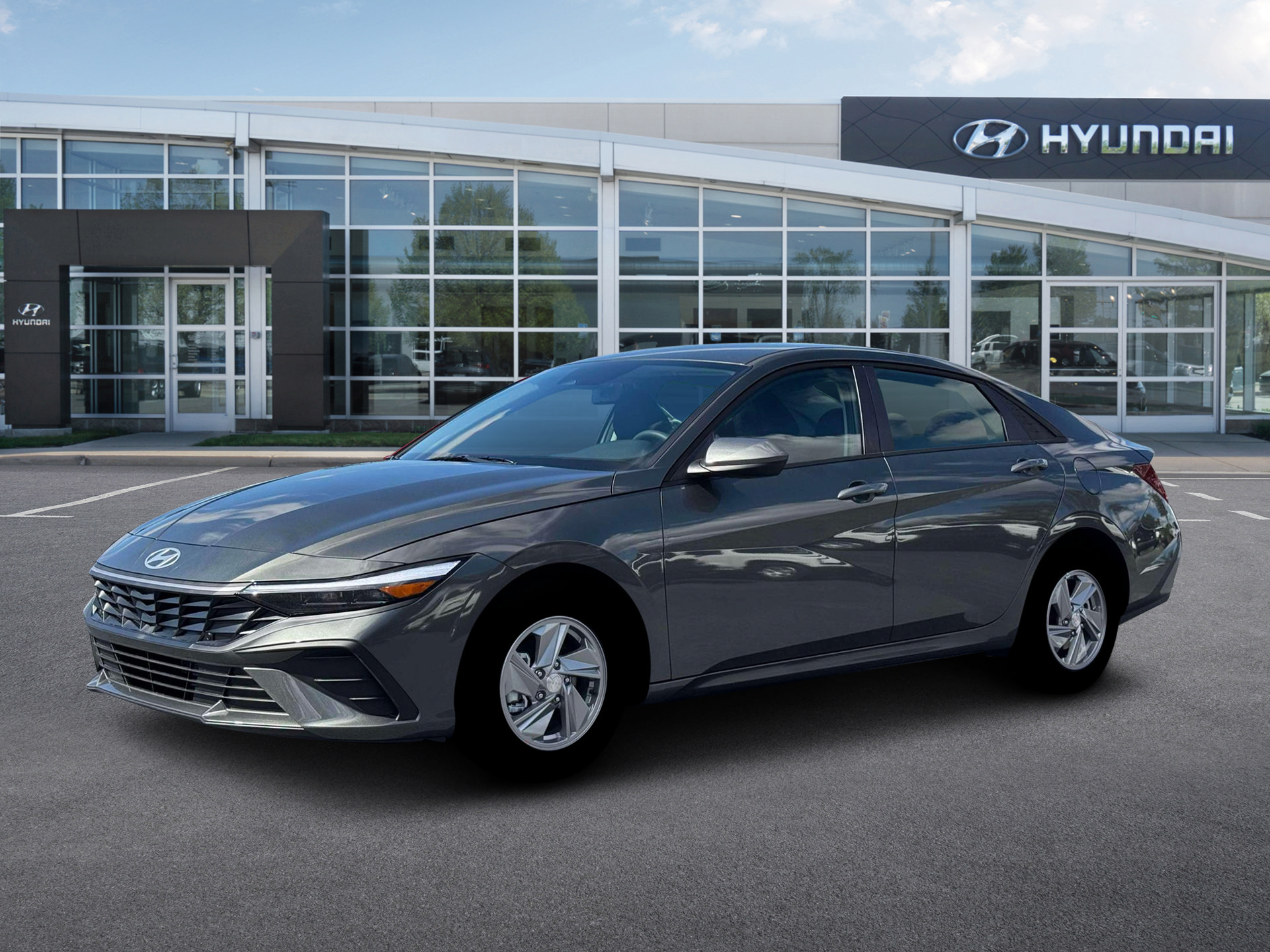 New 2026 Hyundai Elantra SE FWD image 2