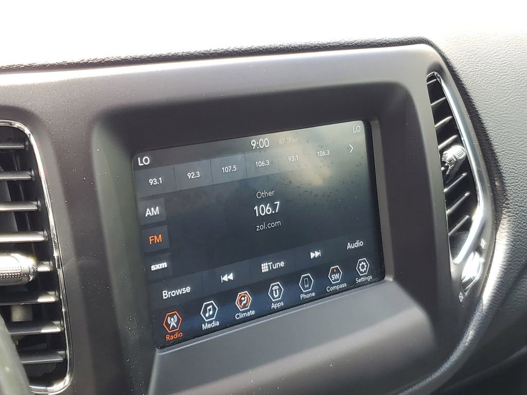 Used 2019 Jeep Compass Latitude image 19