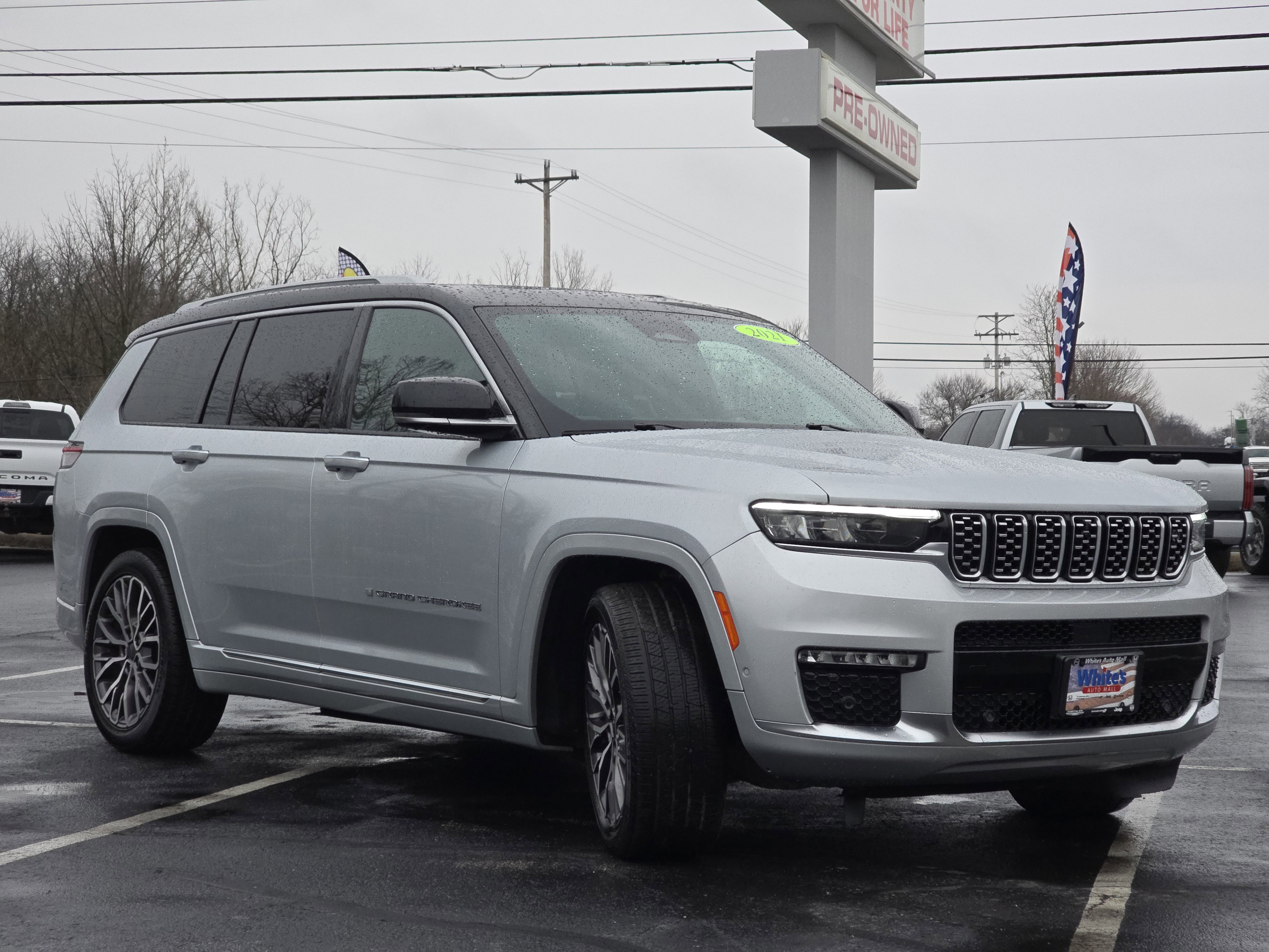 Used 2021 Jeep Grand Cherokee L Summit image 19