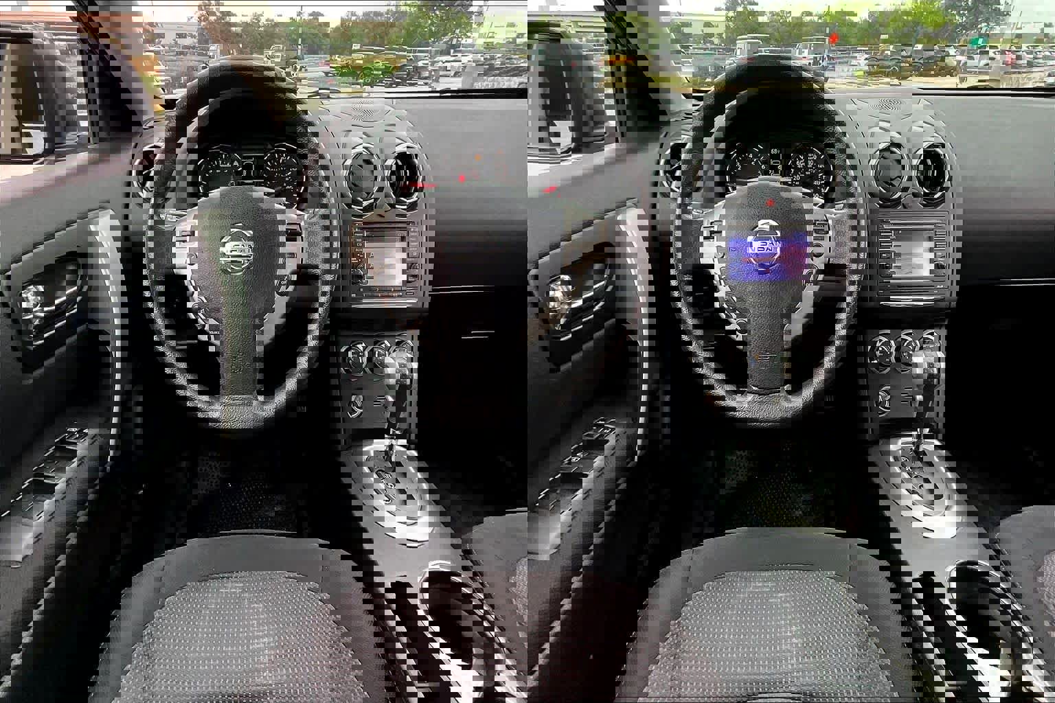 Used 2011 Nissan Rogue SV w/ Premium Pkg image 5