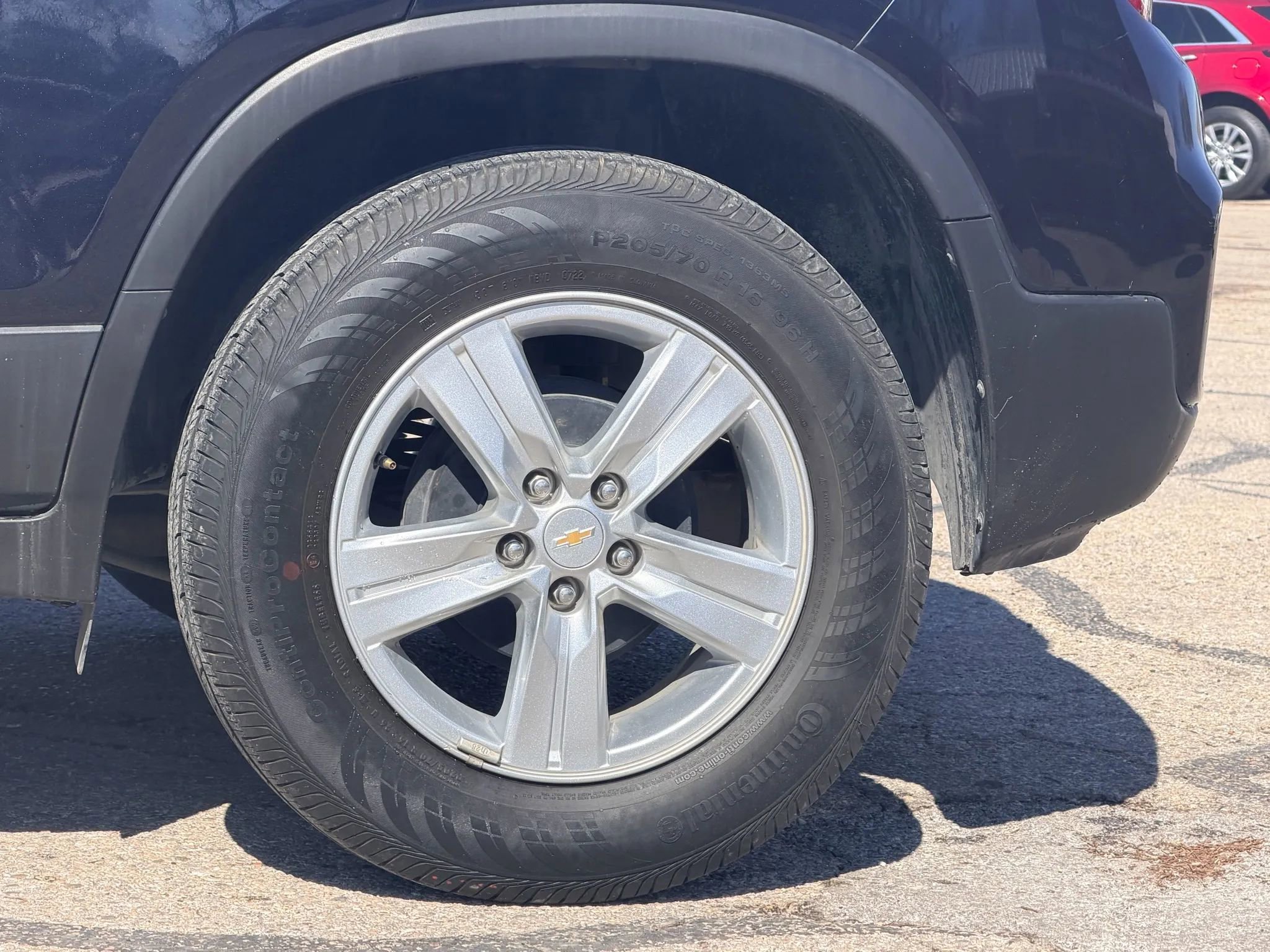 Used 2022 Chevrolet Trax LT image 2