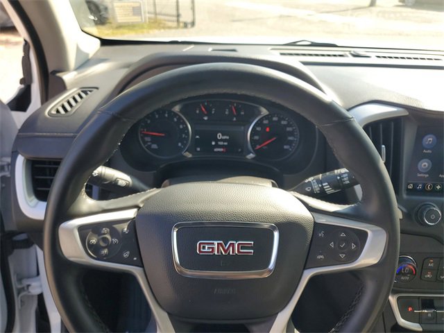 Used 2024 GMC Terrain SLT image 18