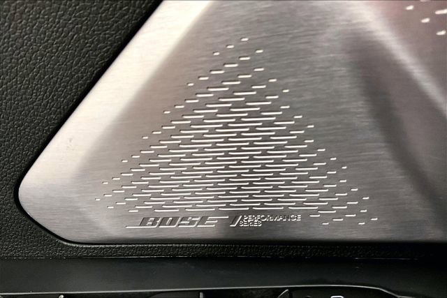 Used 2025 GMC Acadia Denali w/ Super Cruise Package image 40