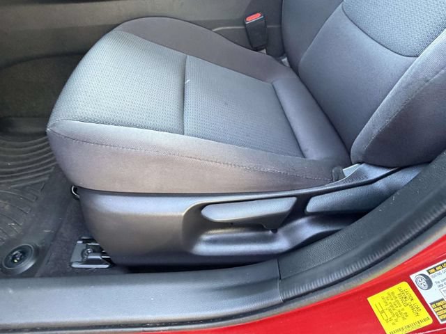 Used 2024 Toyota Prius LE FWD image 14