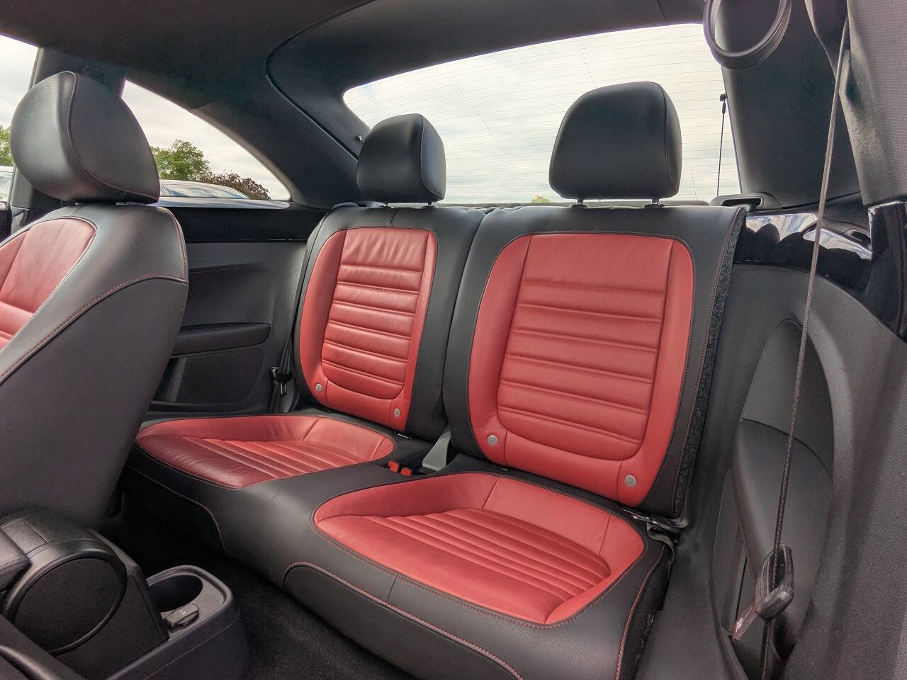 Used 2012 Volkswagen Beetle 2.0T FWD image 14