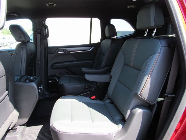 Used 2024 GMC Acadia AT4 w/ LPO, Floor Liner Package image 23