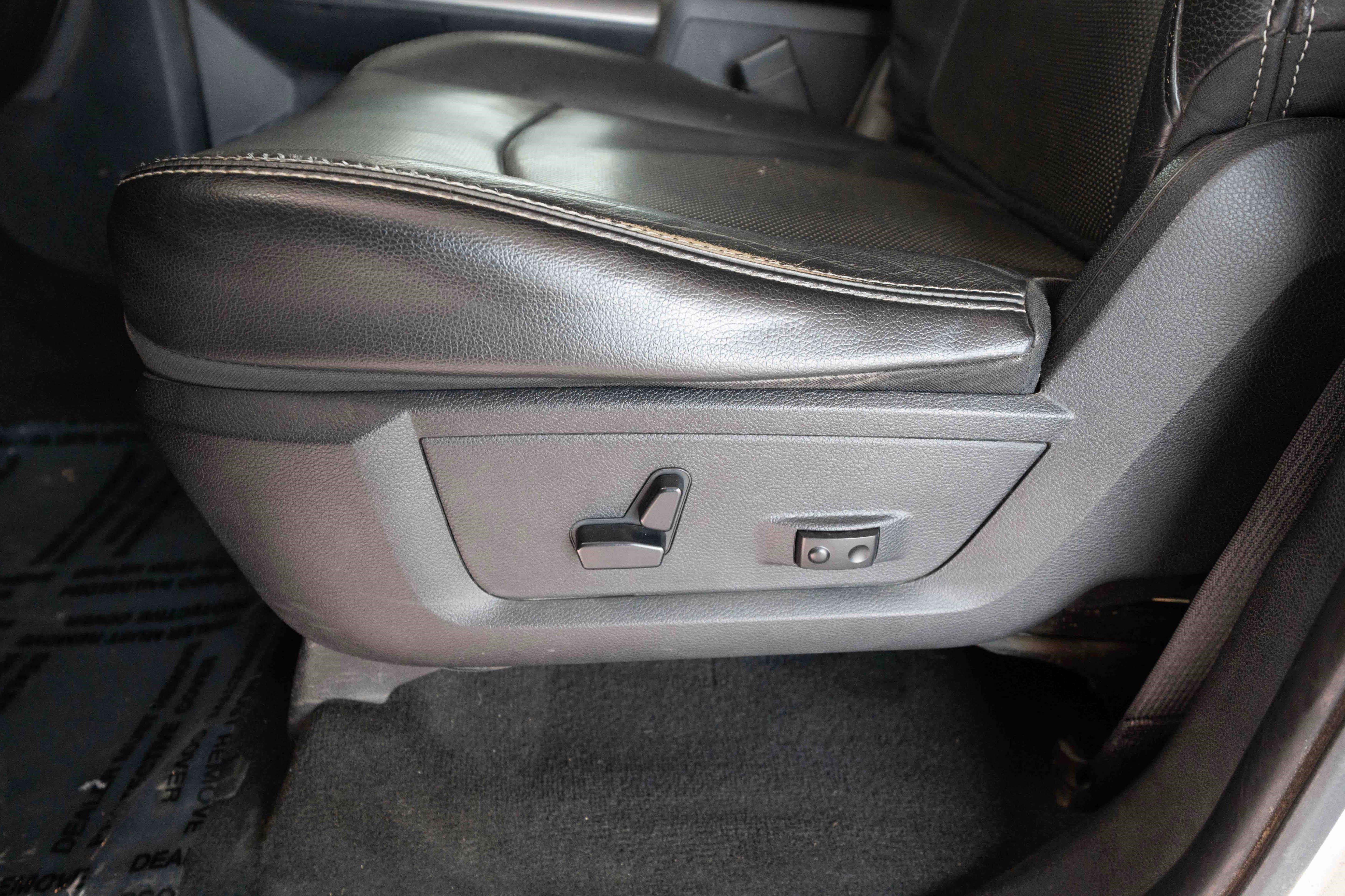 Used 2014 RAM 1500 Sport w/ Sport Premium Group image 12