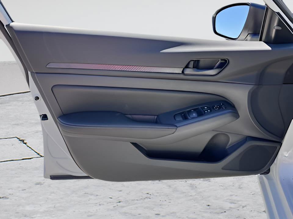New 2026 Nissan Altima 2.5 SV FWD image 19