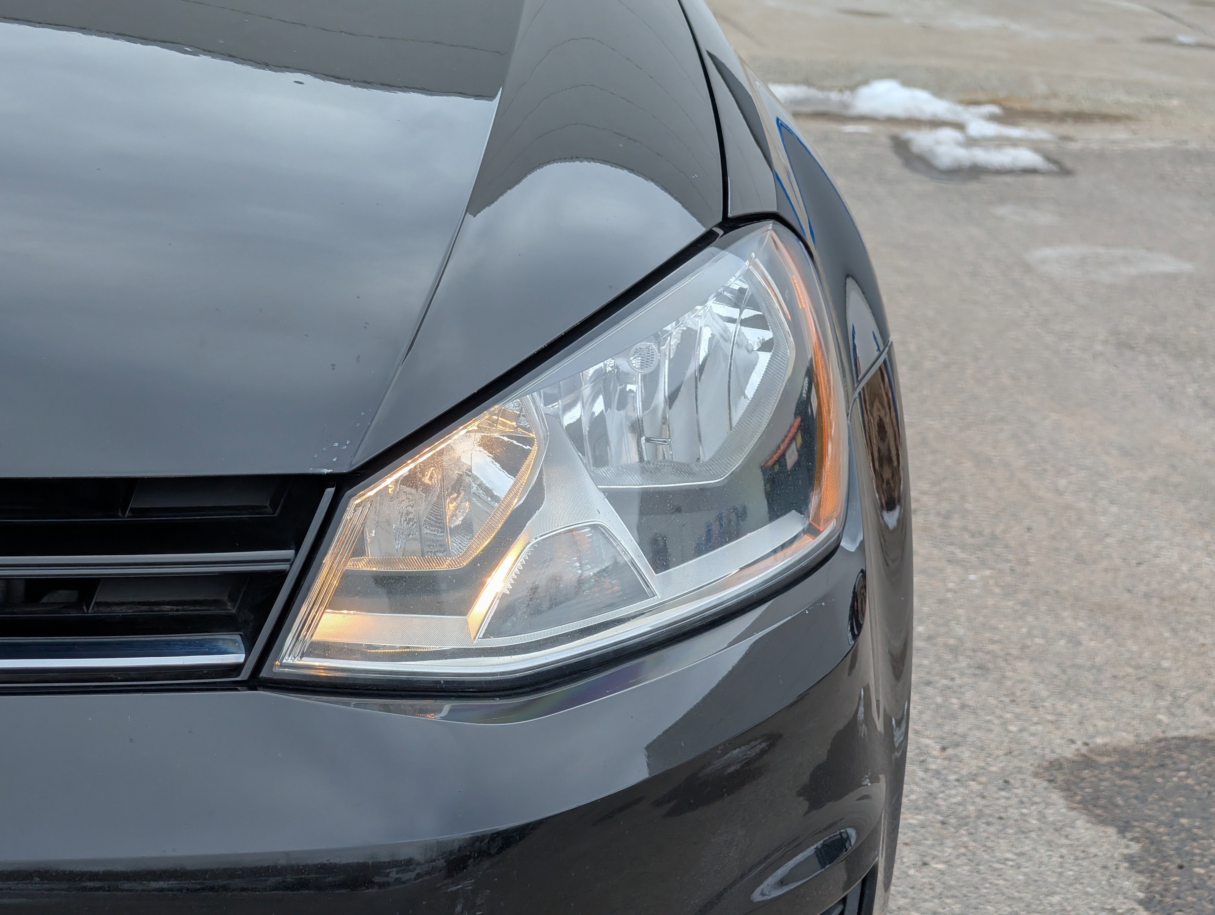 Used 2015 Volkswagen Golf TDI S image 16