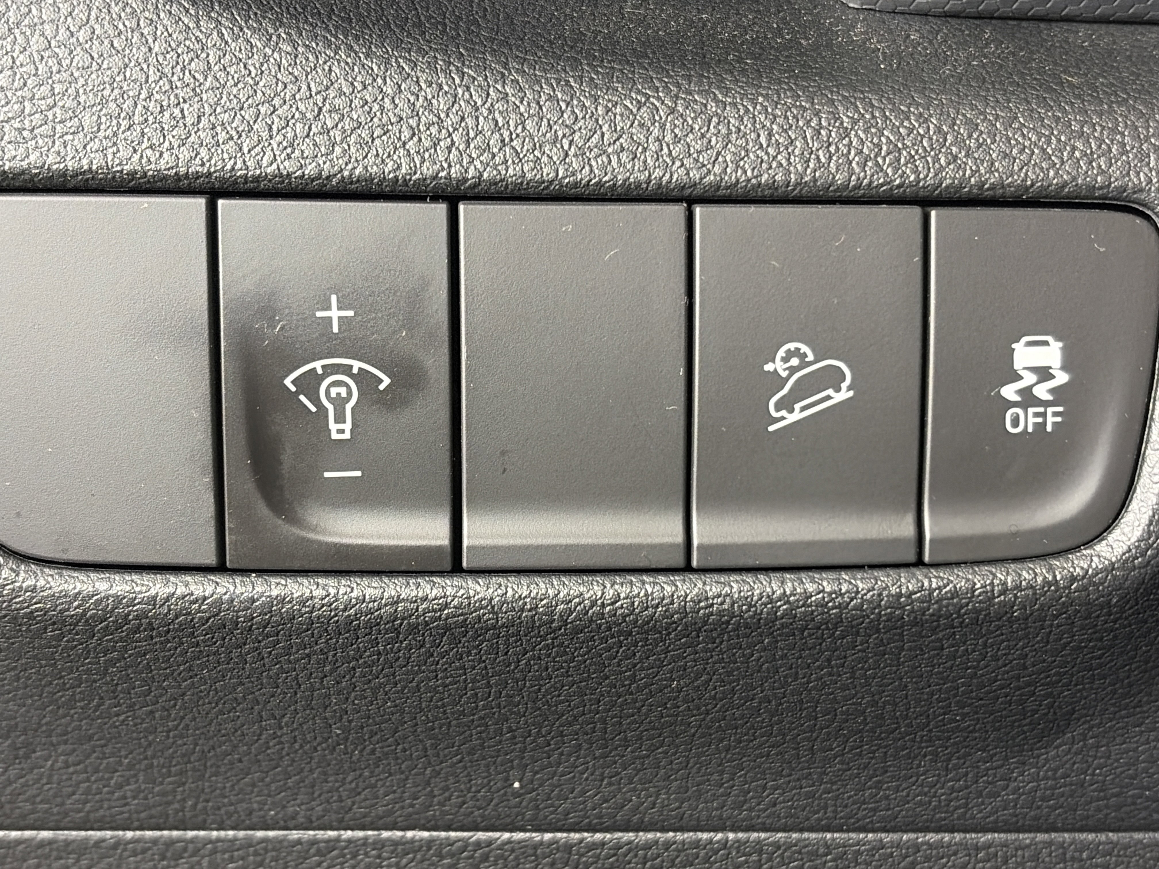 Used 2023 Hyundai Kona SEL image 27