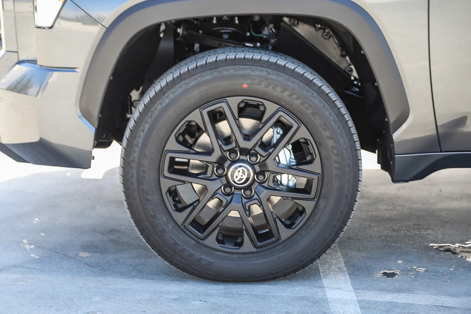 New 2026 Toyota Tundra Limited AWD/4WD image 10