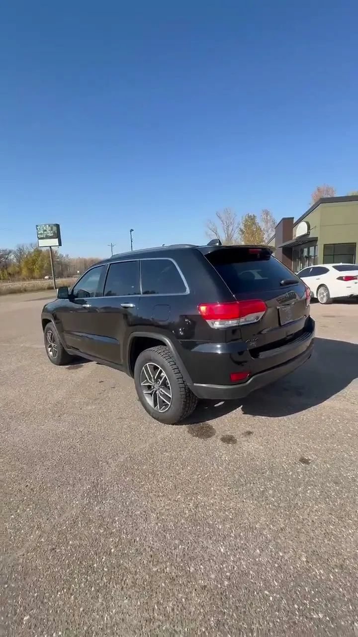 Used 2017 Jeep Grand Cherokee Limited AWD/4WD image 57