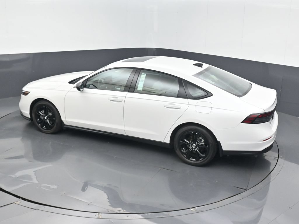 New 2025 Honda Accord SE image 15
