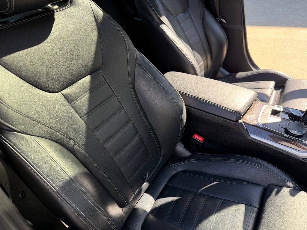 Used 2019 BMW 330i xDrive Sedan w/ Premium Package AWD/4WD image 26